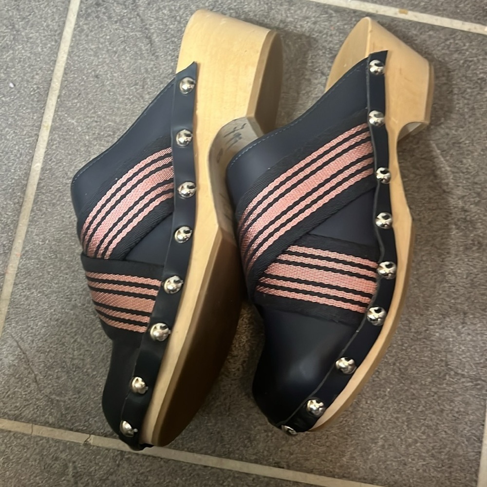 Hunter women’s Clogs Sz 7 Webbing Crisscross Wood Sole waterproof chunky mule